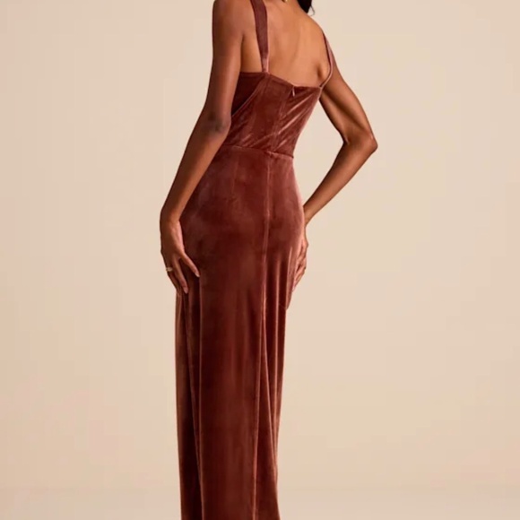 Lulus Pristine Luxury Dark Mauve Velvet Bustier Maxi Dress Brown - Size L - Picture 2 of 2